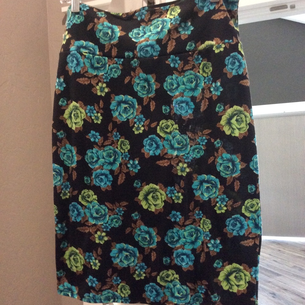 LuLaRoe pencil skirt